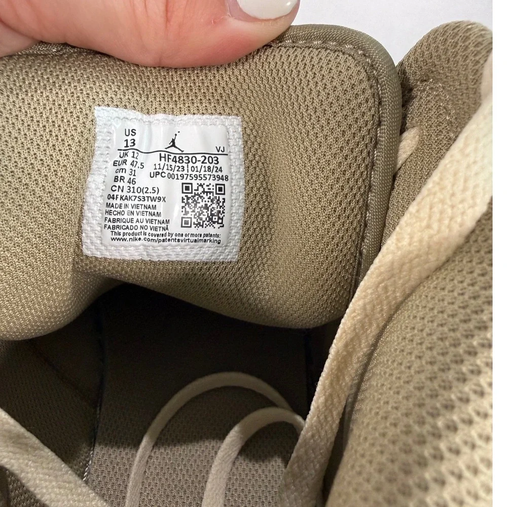 Nike Air Jordan 1 Mid Legend Light Brown Tan HF4830-203 Mens 13 Basketball Shoes